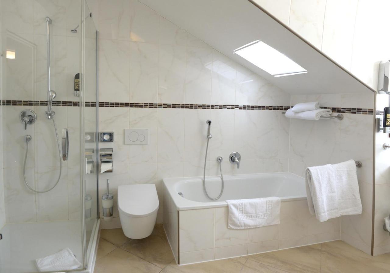 Hotel Am Kochbrunnen Wiesbaden Eksteriør billede